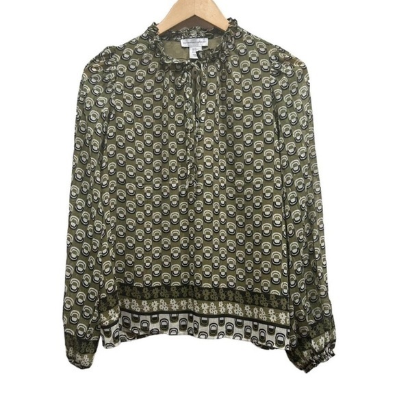 cupcakes & cashmere Tops - Cupcakes And Cashmere Long Sleeve Top Size S